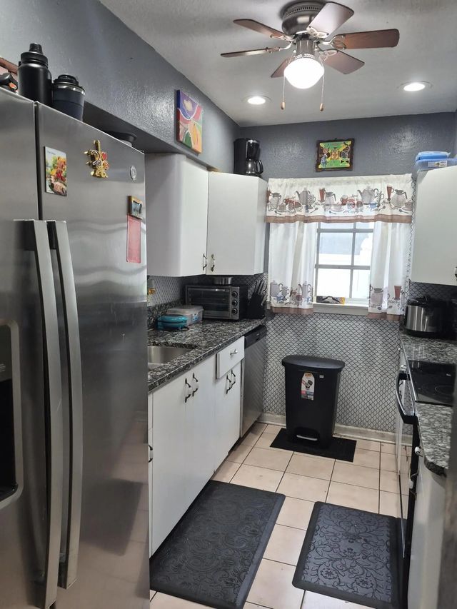 3 of 14 - 2538 Fillmore Street, Hollywood, FL
