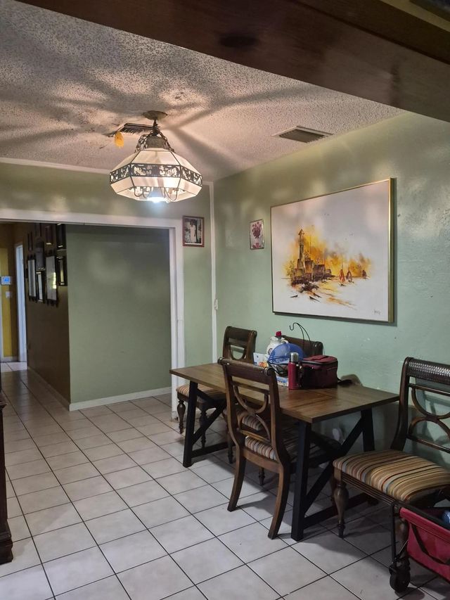4 of 14 - 2538 Fillmore Street, Hollywood, FL