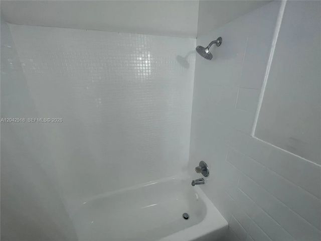4 of 28 - 1717 Nw 16th Street, Miami, FL