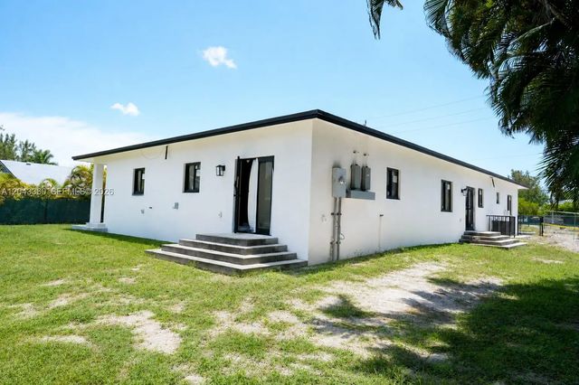 3 of 21 - 13720 Ne 2nd Court, North Miami, FL