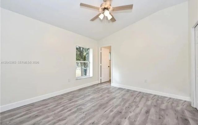 3 of 23 - 2830 Ne 4th Avenue, Naples, FL