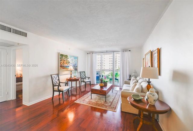 3 of 29 - 3000 S Ocean Drive #514, Hollywood, FL