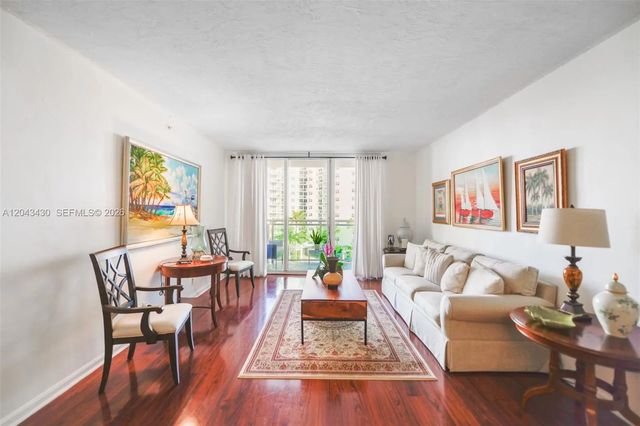 4 of 29 - 3000 S Ocean Drive #514, Hollywood, FL