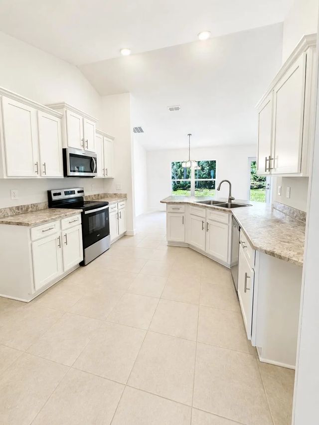 3 of 23 - 2822 Sw Dinner Street #2822, Port St. Lucie, FL