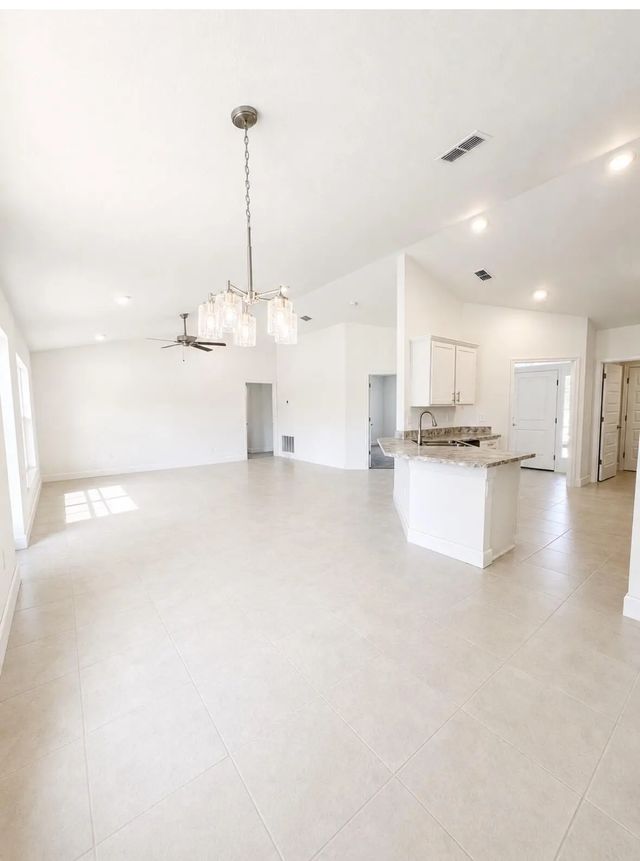 5 of 23 - 2822 Sw Dinner Street #2822, Port St. Lucie, FL