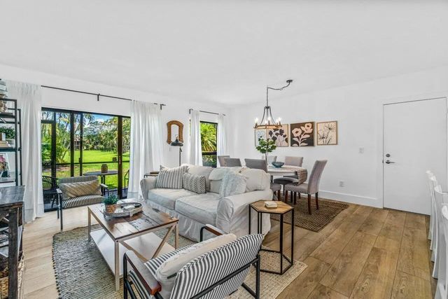 3 of 56 - 13334 Polo Club Road #206, Wellington, FL