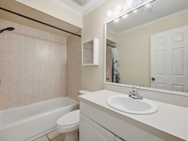 1010 Se Euclid Lane, Port St. Lucie