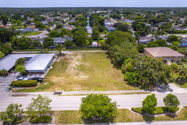 2171 Sunshine Boulevard, Naples