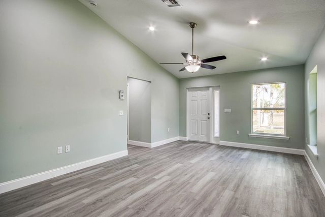 3 of 19 - 5108 Se 42nd Street, Okeechobee, FL