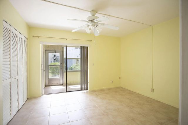 4 of 16 - 3160 Lake Osborne Drive #108, Lake Worth Beach, FL