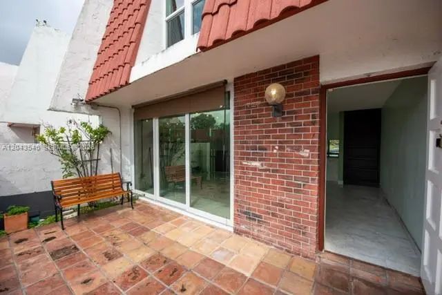 5 of 29 - 13949 Sw 84th Street #801, Miami, FL