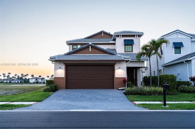 449 Se Fascino Circle, Port St. Lucie