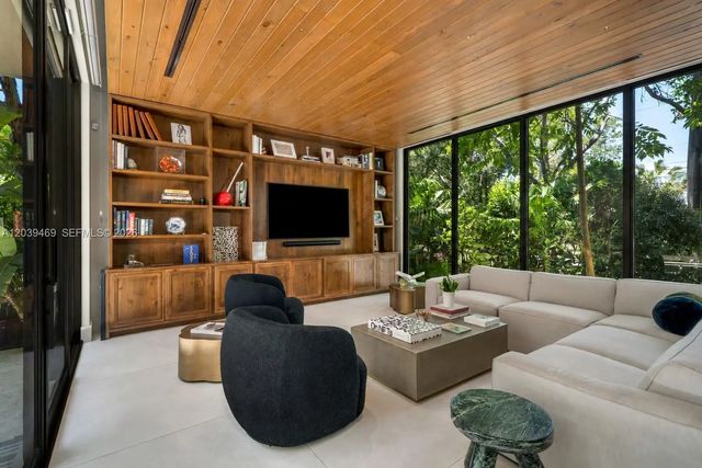 5 of 47 - 7851 Sw 48th Place, Miami, FL