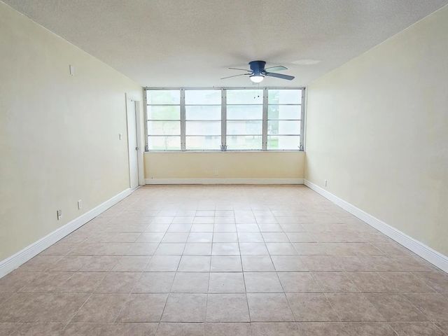 4 of 18 - 1401 Ne Miami Gardens Drive #180, Miami, FL