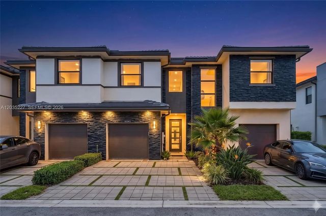 2 of 98 - 15841 Nw 91st Court, Miami Lakes, FL