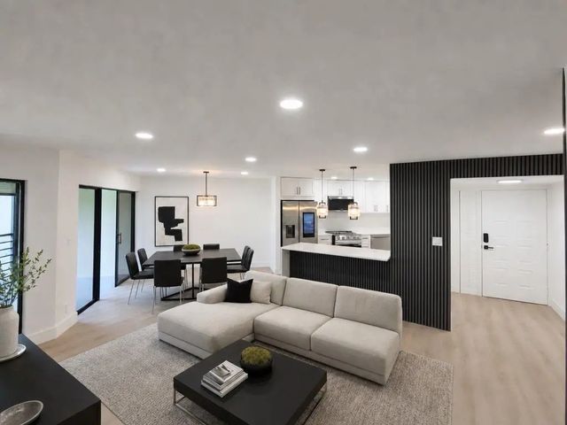 5900 Camino Del Sol #306, Boca Raton