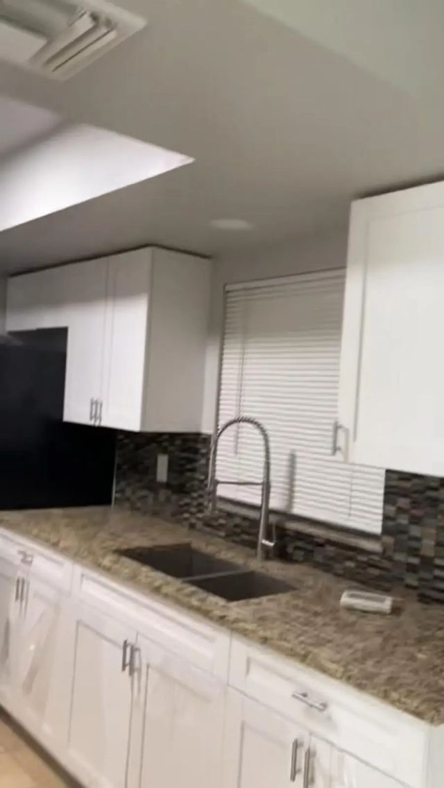 2 of 15 - 5298 Deleon Avenue, Fort Pierce, FL