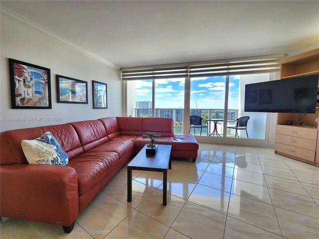 5 of 29 - 3505 S Ocean Drive #1103, Hollywood, FL