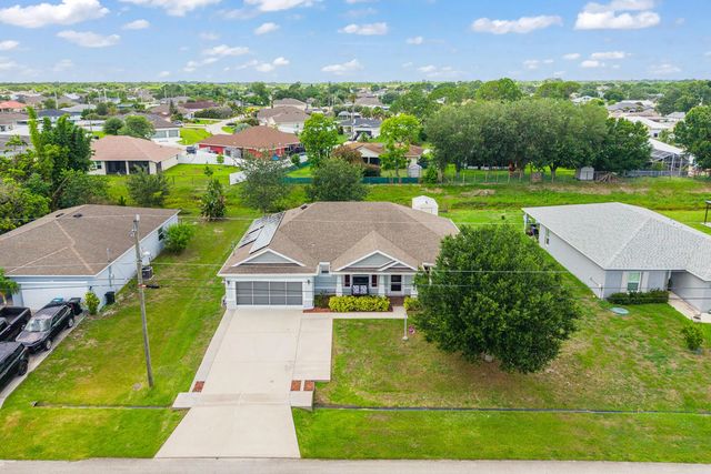 2 of 20 - 4562 Sw Bradbury Street, Port St. Lucie, FL