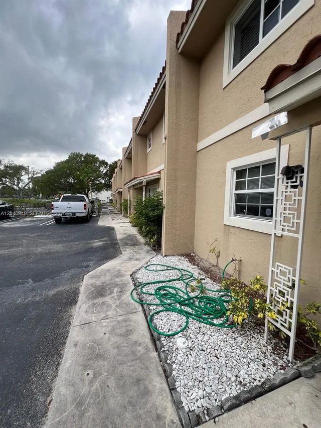 2 of 23 - 7983 Nw 35th Court #6, Coral Springs, FL