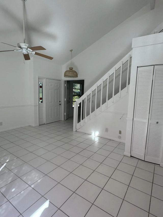 5 of 27 - 429 N Cypress Drive #c, Tequesta, FL