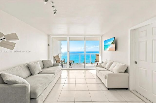 4 of 18 - 2030 S Ocean Drive #816, Hallandale Beach, FL