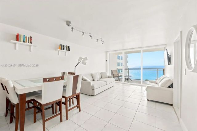 5 of 18 - 2030 S Ocean Drive #816, Hallandale Beach, FL