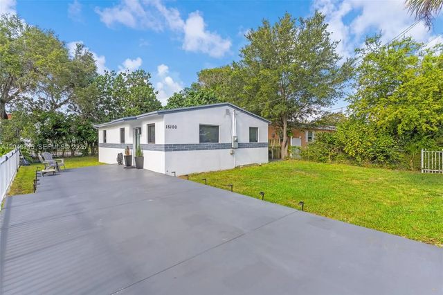 3 of 34 - 15100 Ne 14th Court, North Miami Beach, FL