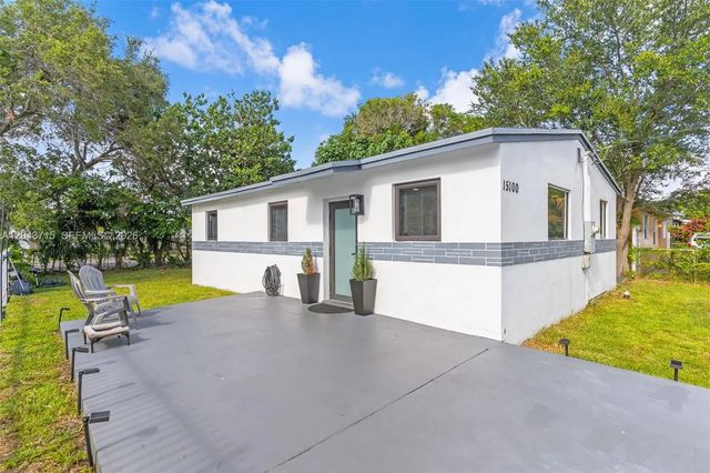 5 of 34 - 15100 Ne 14th Court, North Miami Beach, FL