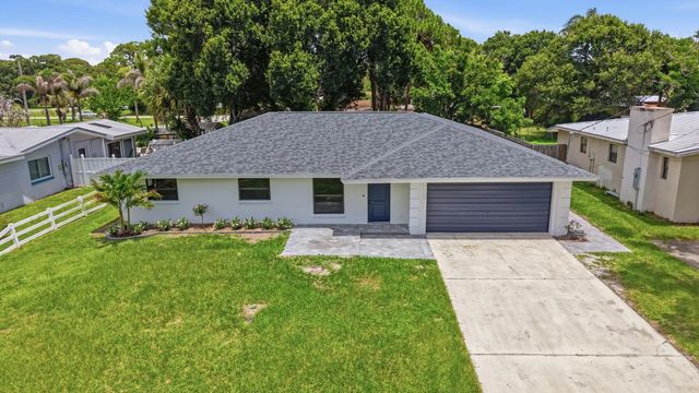 3 of 50 - 1124 Club Drive, Fort Pierce, FL