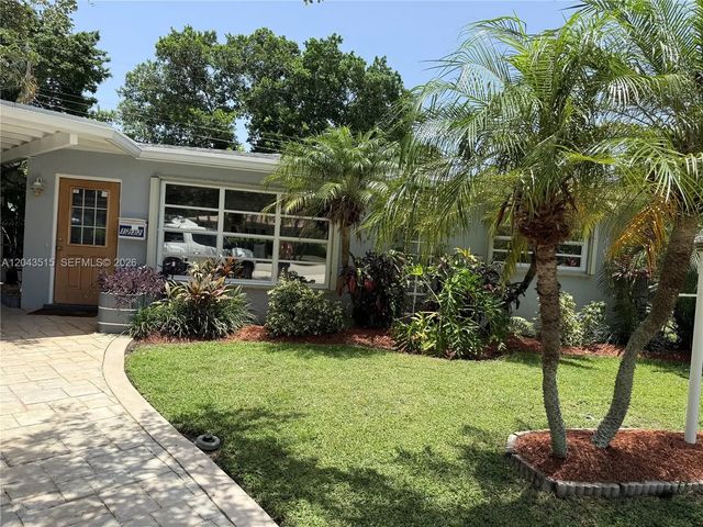 4 of 17 - 1232 Sw 1st Avenue, Pompano Beach, FL