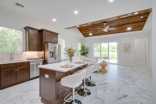 5 of 37 - 1805 Bridgepointe Circle #1, Vero Beach, FL