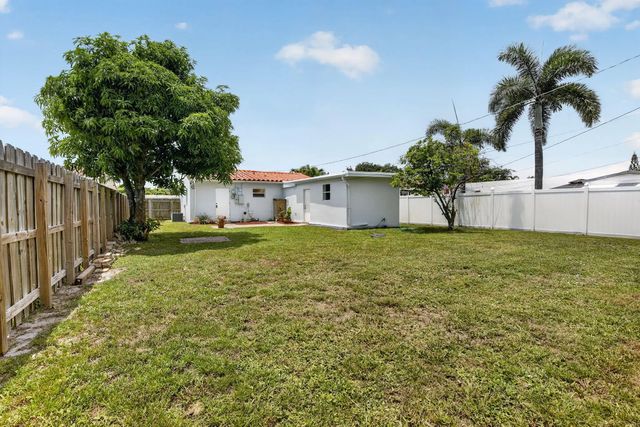 3 of 38 - 2427 Harding Street, Hollywood, FL