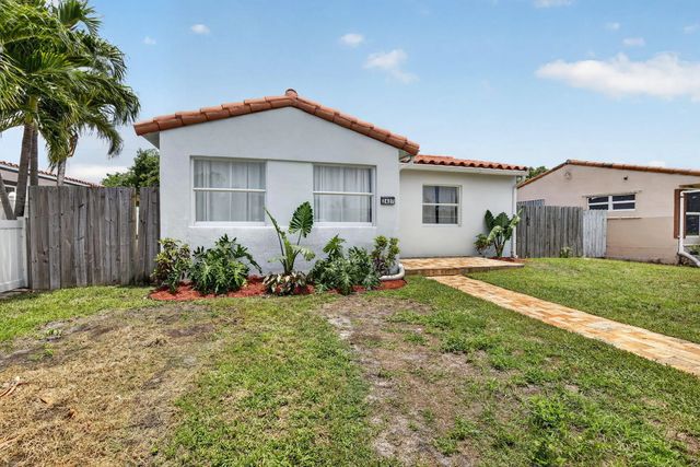 5 of 38 - 2427 Harding Street, Hollywood, FL
