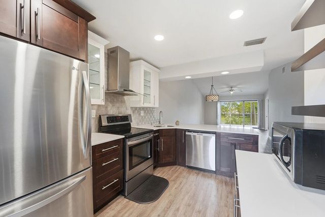 3 of 18 - 1033 Banks Road #203, Margate, FL