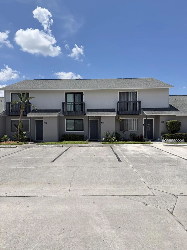 2 of 7 - 4803 Pier Drive, Greenacres, FL