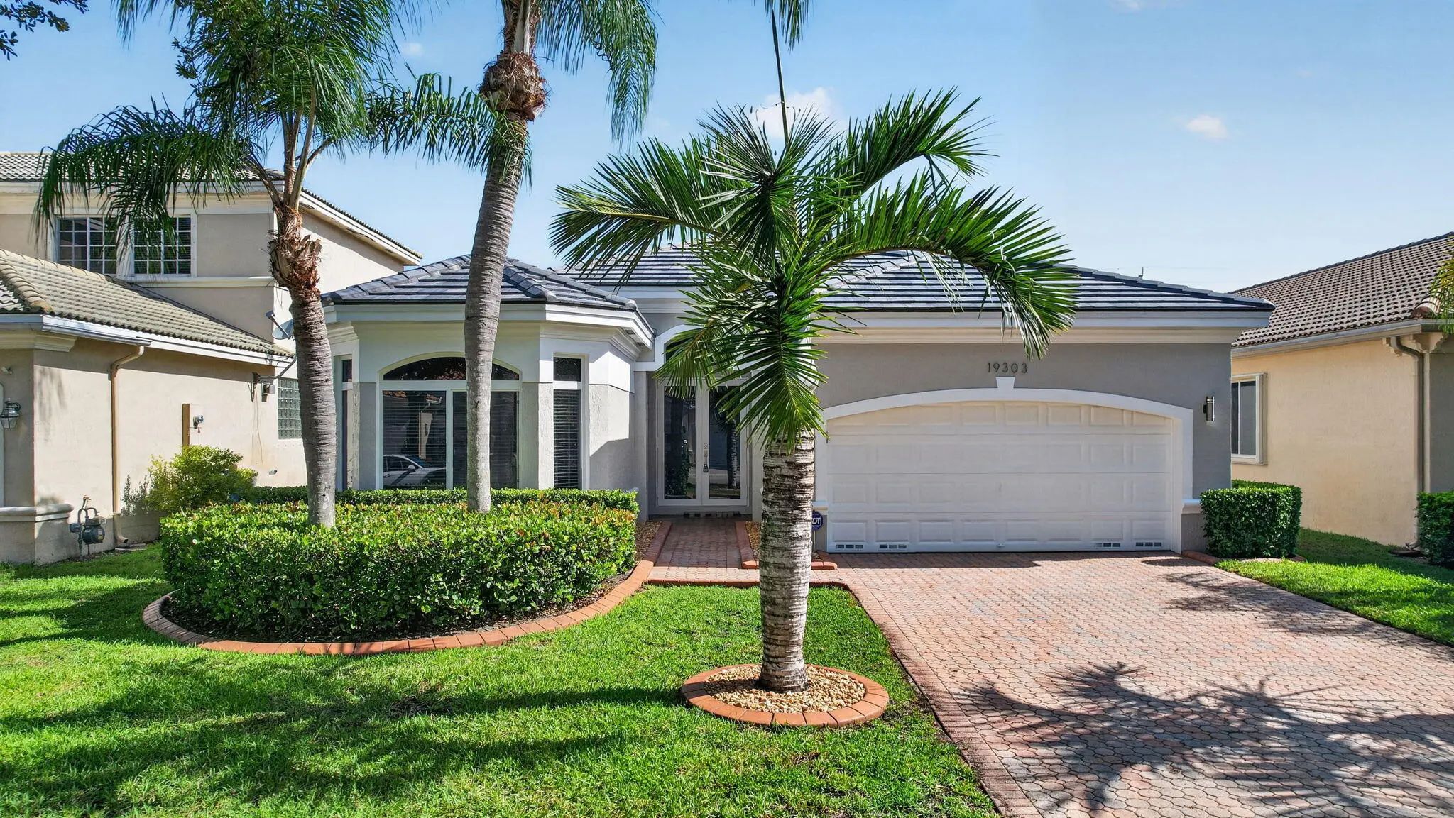 19303 Sw 60th Court, Pembroke Pines
