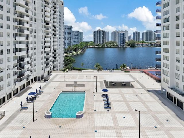 3 of 66 - 2750 Ne 183rd Street #2410, Aventura, FL