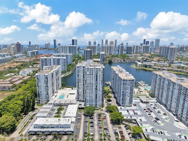 5 of 66 - 2750 Ne 183rd Street #2410, Aventura, FL