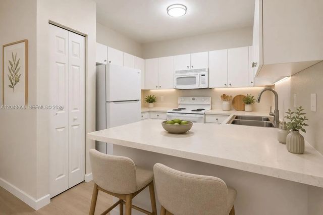 2728 Ne 3rd Court #201, Homestead
