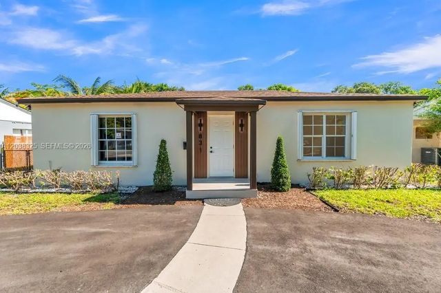 2 of 54 - 831 Ne 128th Street, North Miami, FL