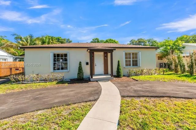 3 of 54 - 831 Ne 128th Street, North Miami, FL
