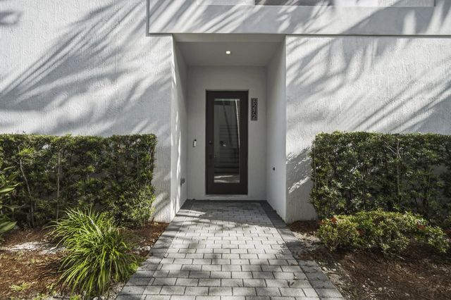 3 of 51 - 8272 Nw 44th Terrace, Doral, FL