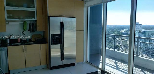 60 Sw 13th Street #1621, Miami