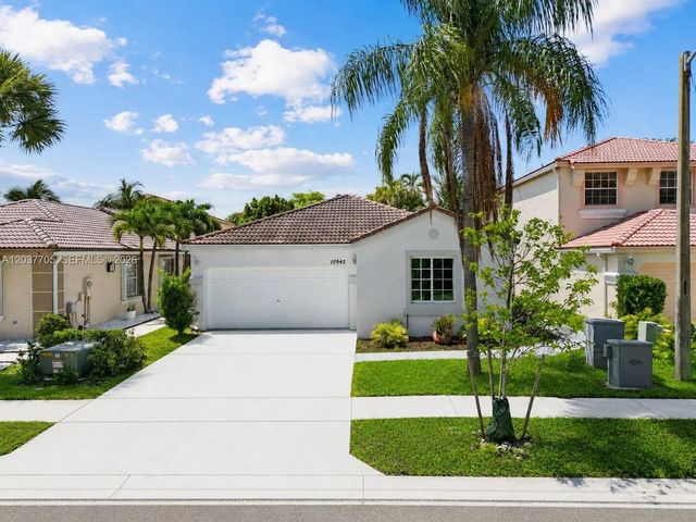 15942 Nw 21st Street, Pembroke Pines