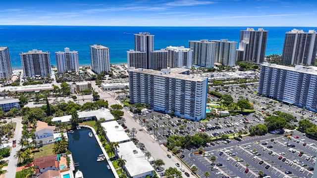2 of 44 - 3300 Ne 36th Street #822, Fort Lauderdale, FL