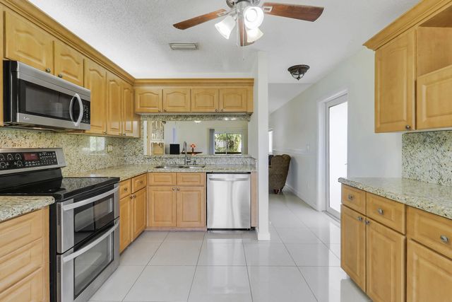 4 of 23 - 5373 Gene Circle, West Palm Beach, FL