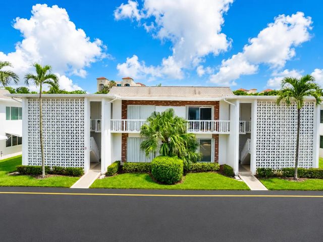 5 of 27 - 4501 S Ocean Boulevard #d4, South Palm Beach, FL