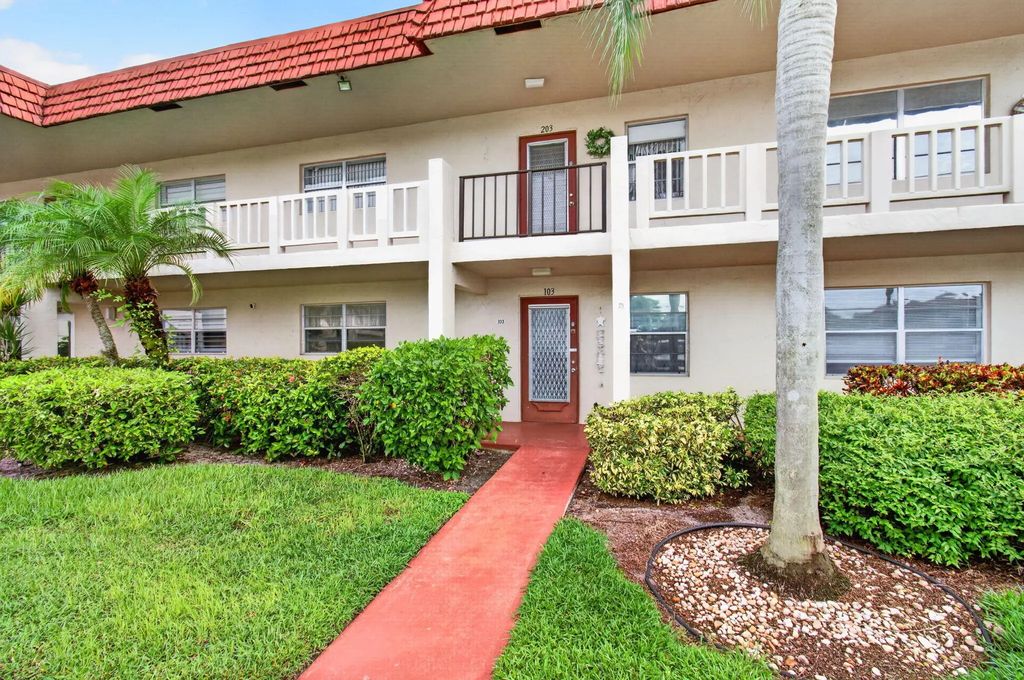 4 Abbey Lane #103, Delray Beach