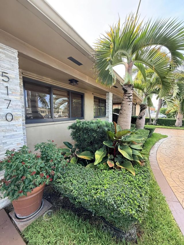 3 of 43 - 5170 Palm Avenue, Hialeah, FL